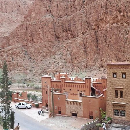 Riad Atlas Berbere Boumalne Buitenkant foto