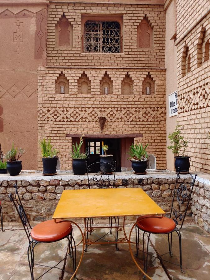 Riad Atlas Berbere Boumalne Buitenkant foto