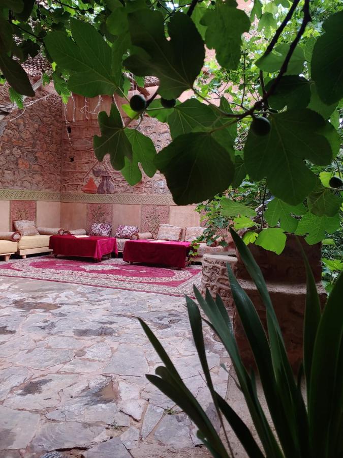 Riad Atlas Berbere Boumalne Buitenkant foto