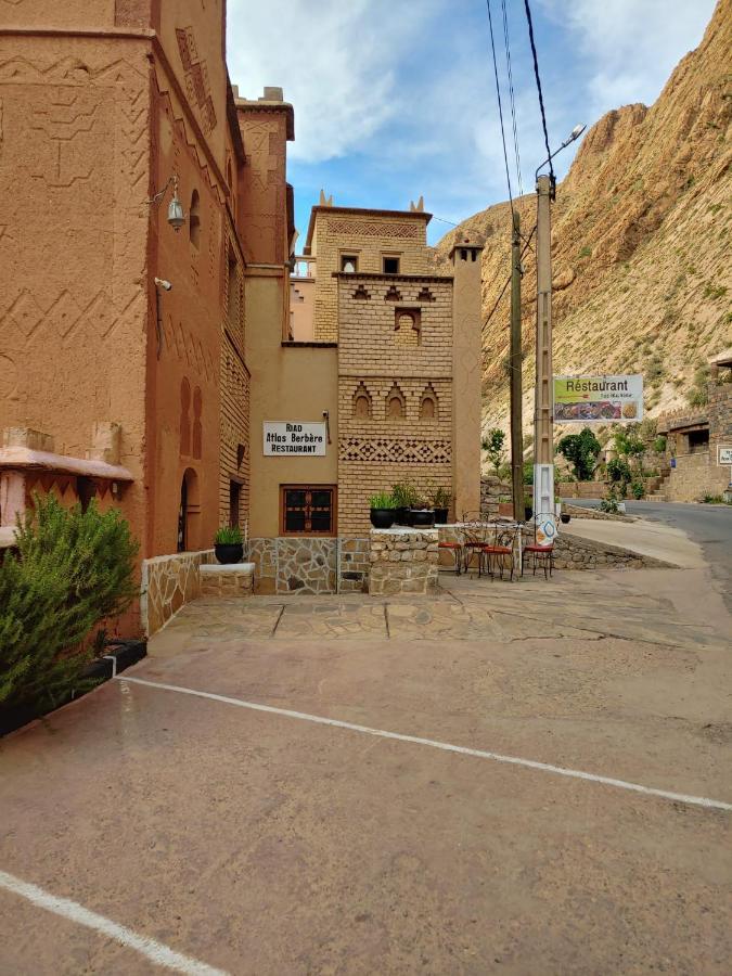 Riad Atlas Berbere Boumalne Buitenkant foto