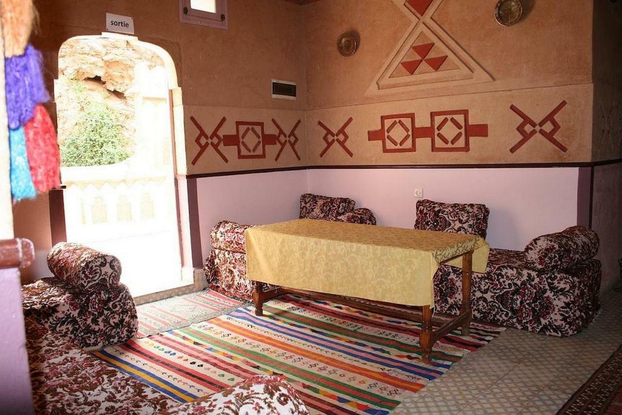 Riad Atlas Berbere Boumalne Buitenkant foto