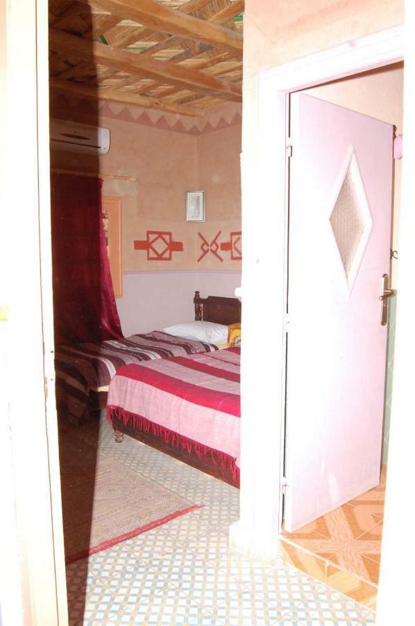 Riad Atlas Berbere Boumalne Buitenkant foto